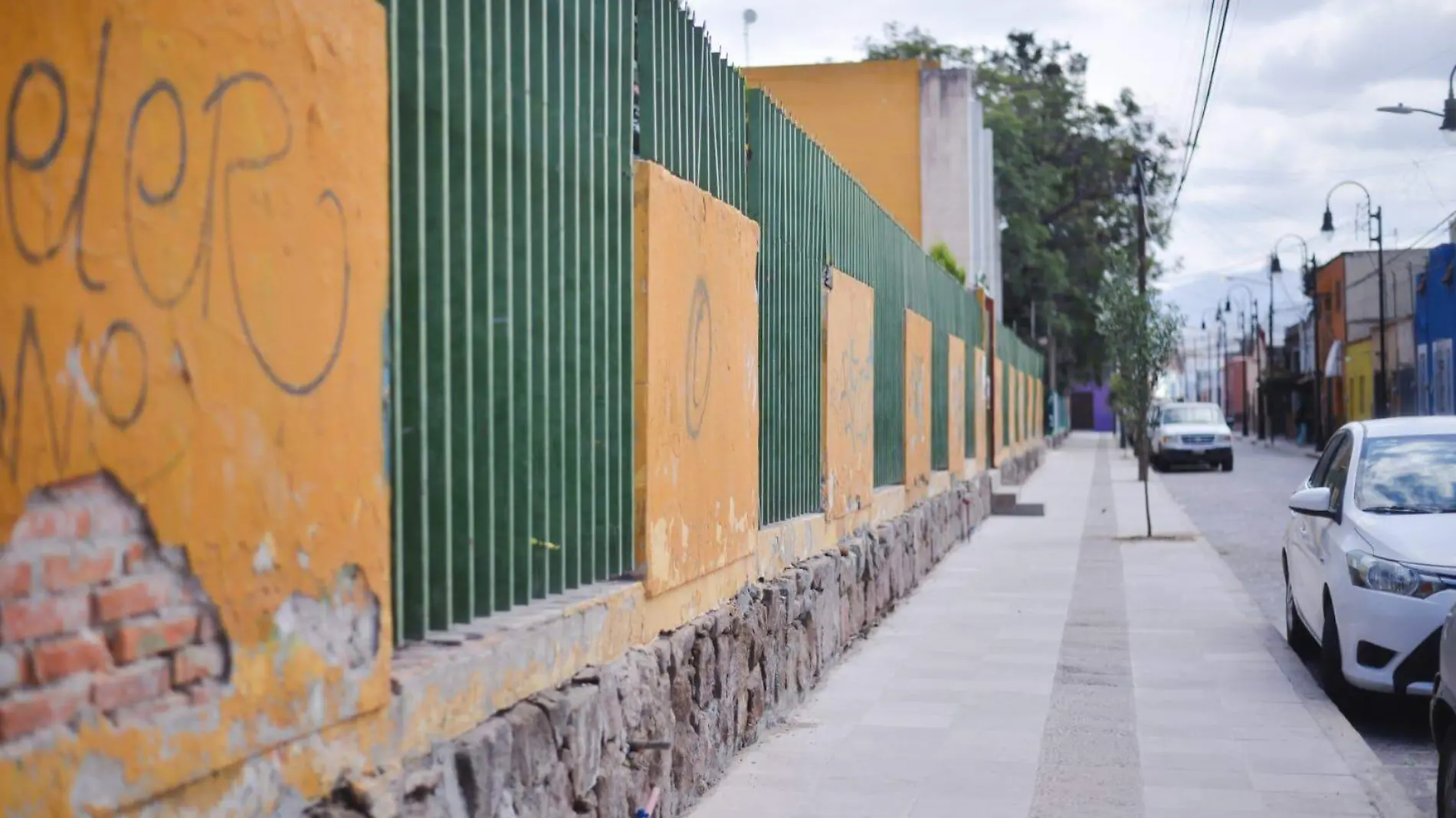 escuela construida sobre cementerio Barrio de San Miguelito (5)